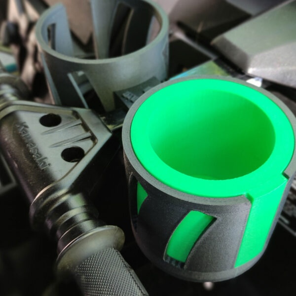 Second image of Premium Carbon Fiber Cup Holder 30/40 oz YETI/Stanley tumblers - Kawasaki KRX 1000