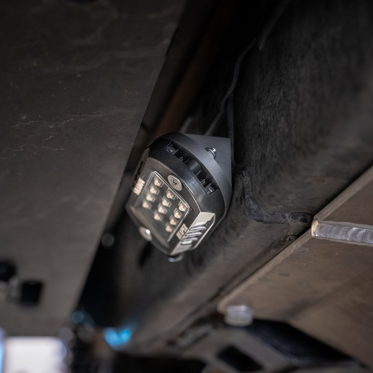 Tube, Angle and Magnetic Rock Light Mounts - Image 8