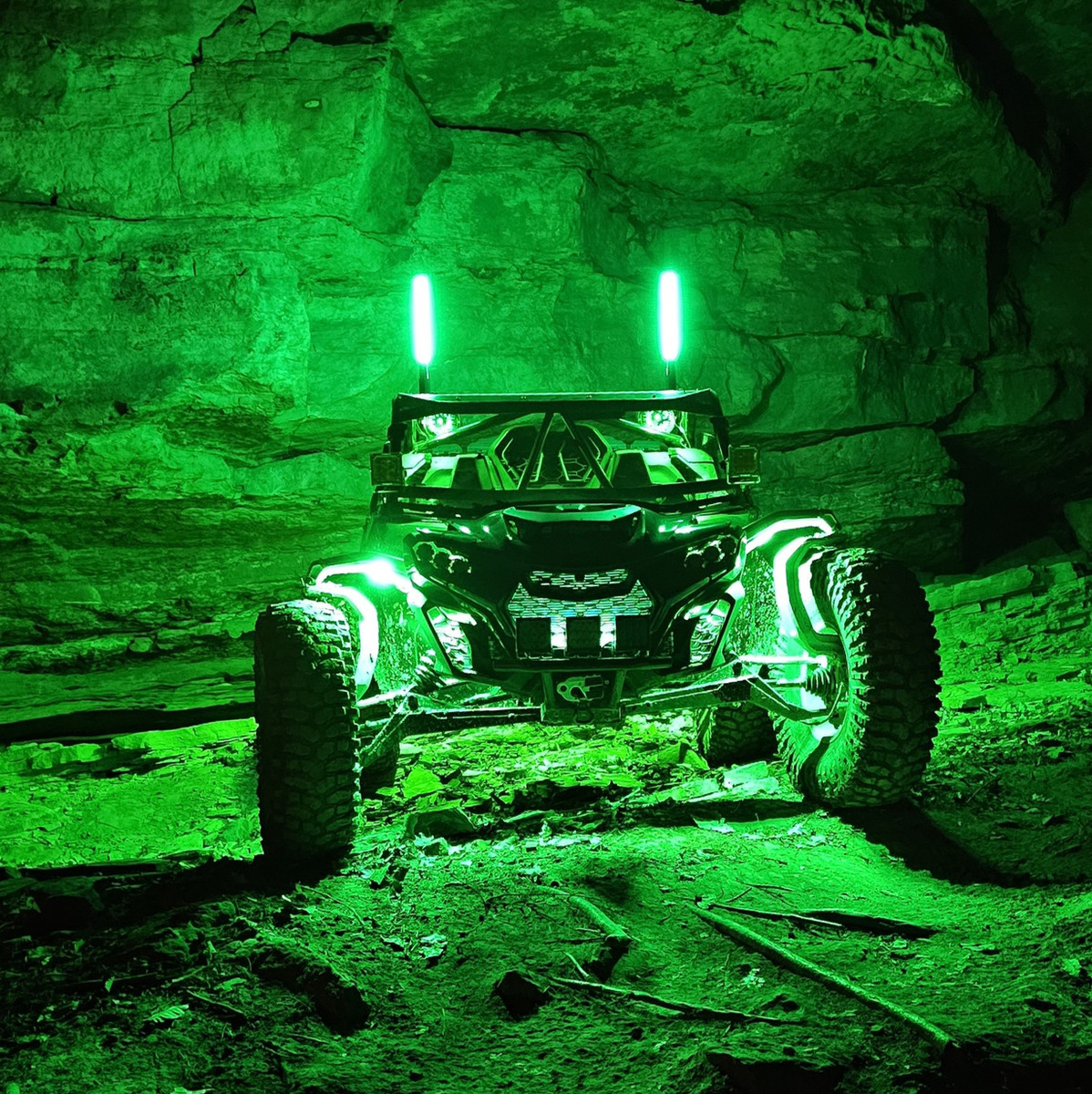 Build-to-Fit Universal LUX Monster Magnetic RGB+W Rock Light Kit - Image 10