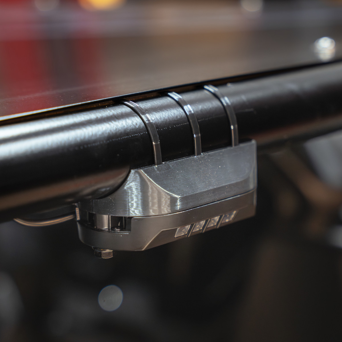 Tube, Angle and Magnetic Rock Light Mounts - Image 4