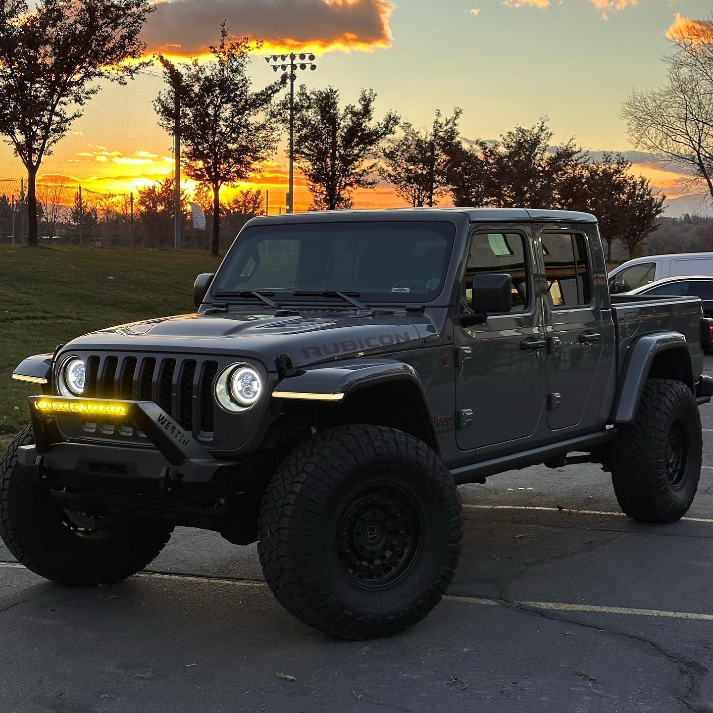 Jeep JL / JT DRL Fender Chop Kit with Sequential Turn Signals - Image 11
