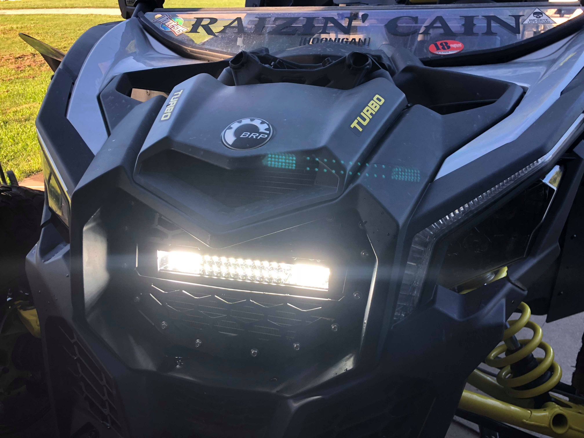Can-Am Maverick X3 Grille with 102W Light Bar - Image 12