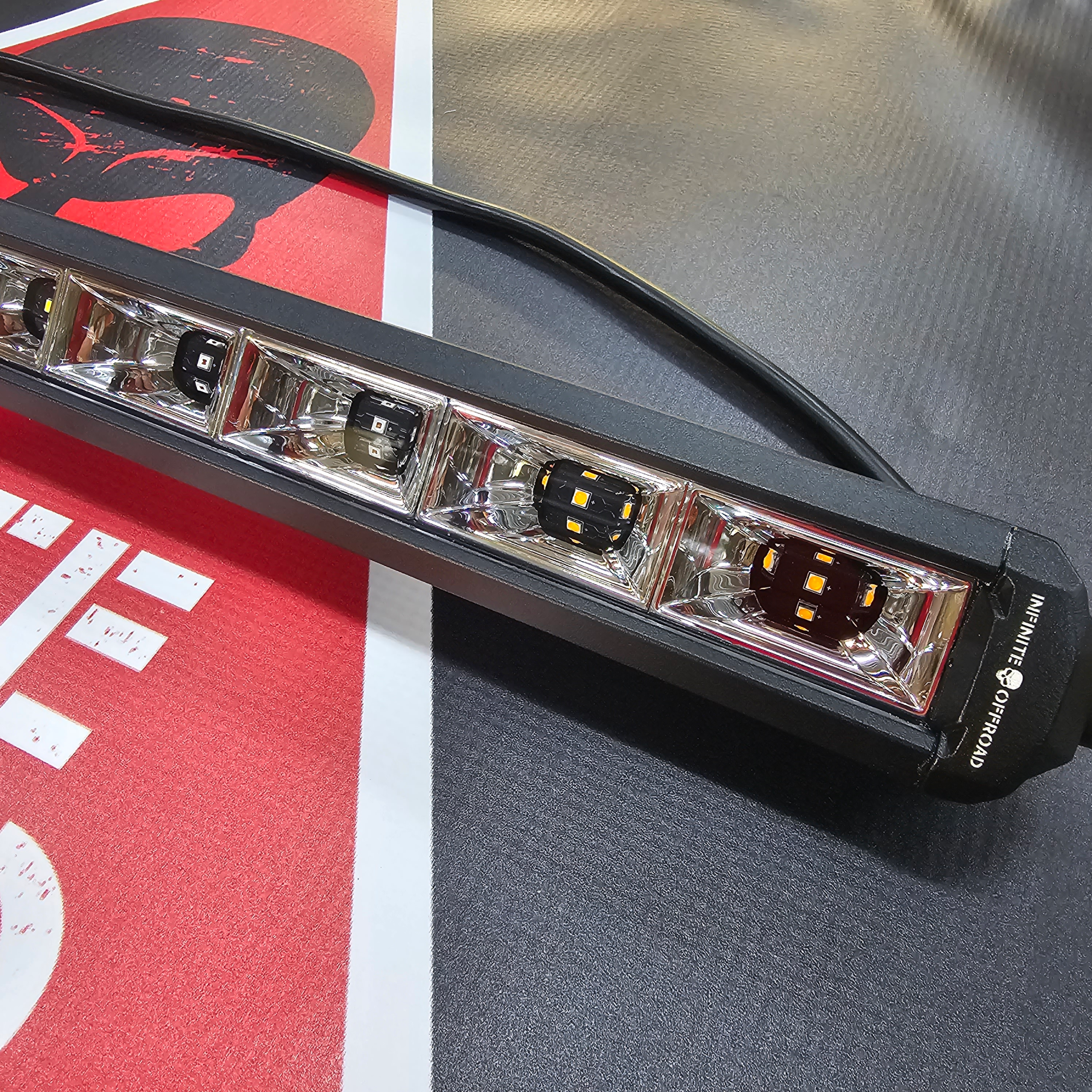 24-inch / 30-inch High-Output LED Chase Light Bar - Image 12