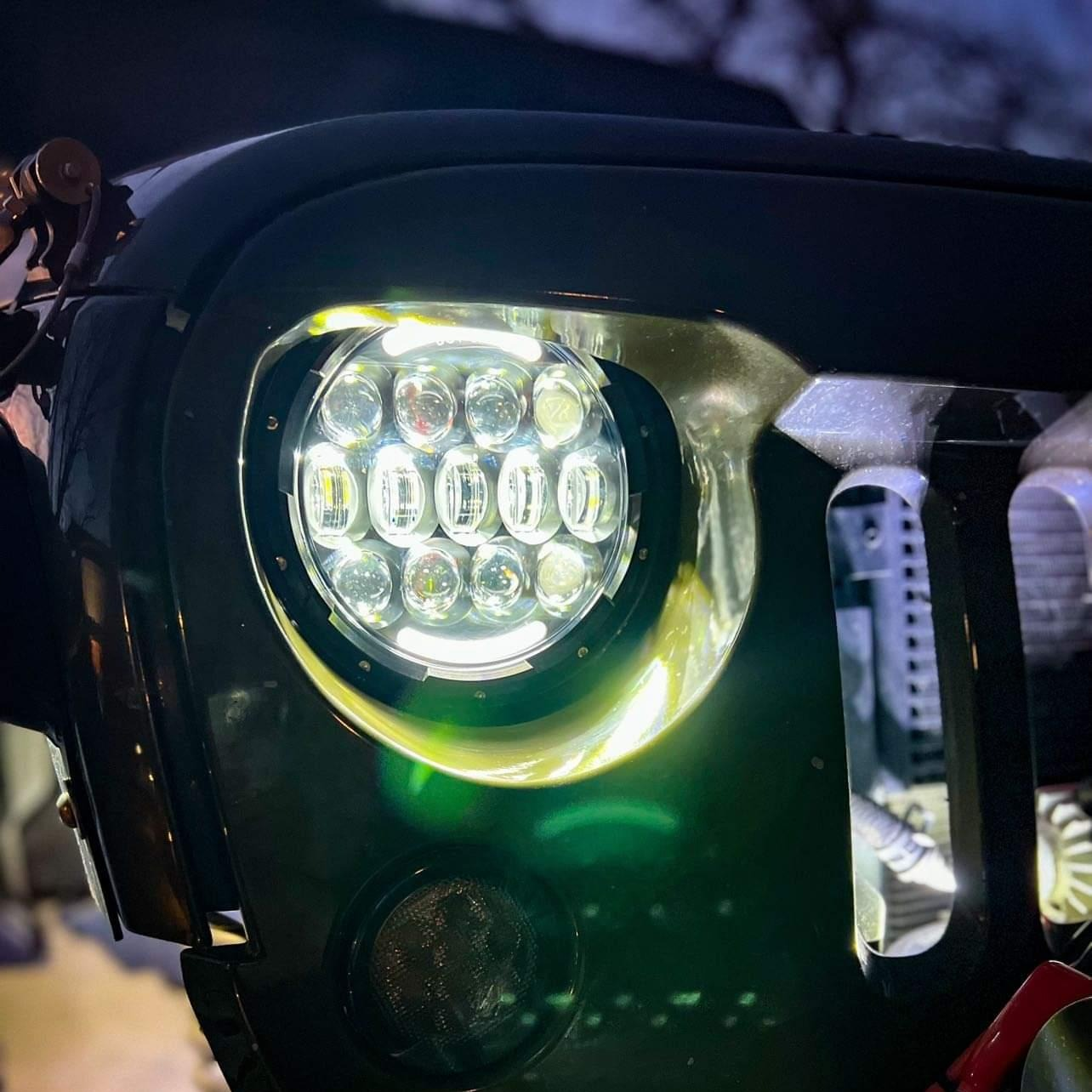 Jeep 7-inch Hydra Headlights – White or RGB+W Halo - Image 4