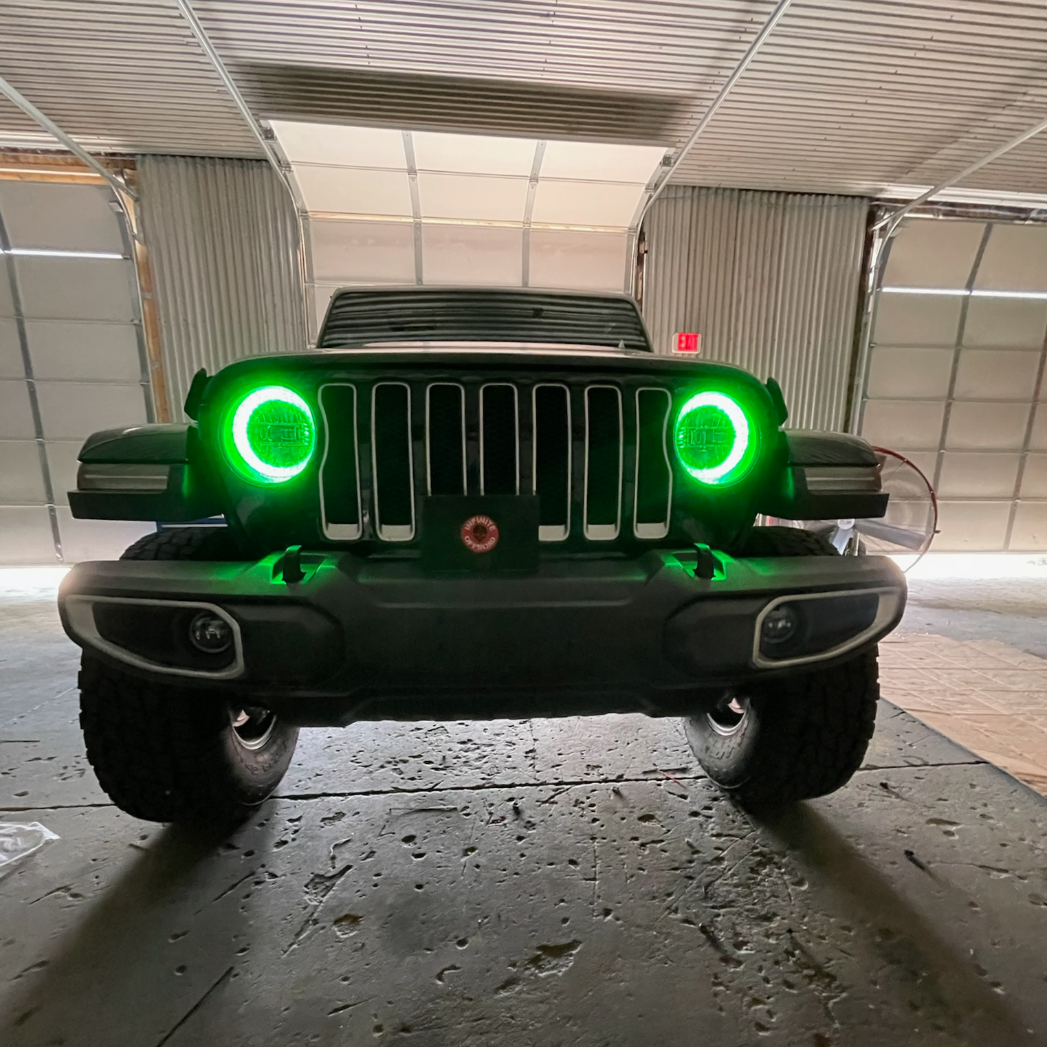 Jeep JL / JT 9-inch Atlas Headlights – White or RGB+W Halo - Image 6